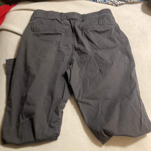 Abercrombie & Fitch athletic skinny stretch pants - Picture 2 of 3
